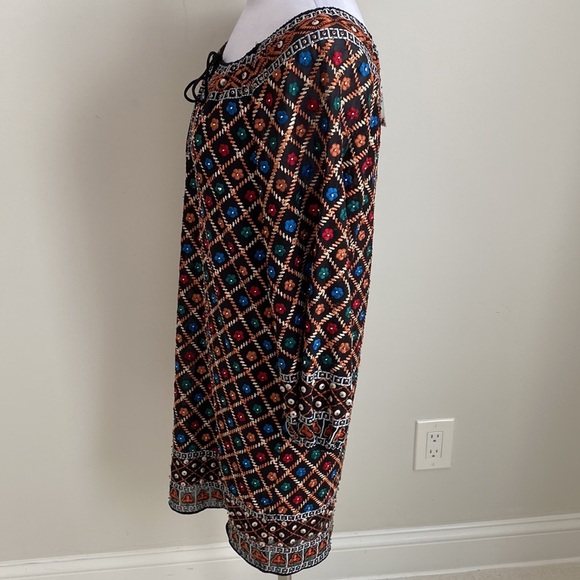 Alice + Olivia Gillian Embroidered Shift Dress - Picture 5 of 15